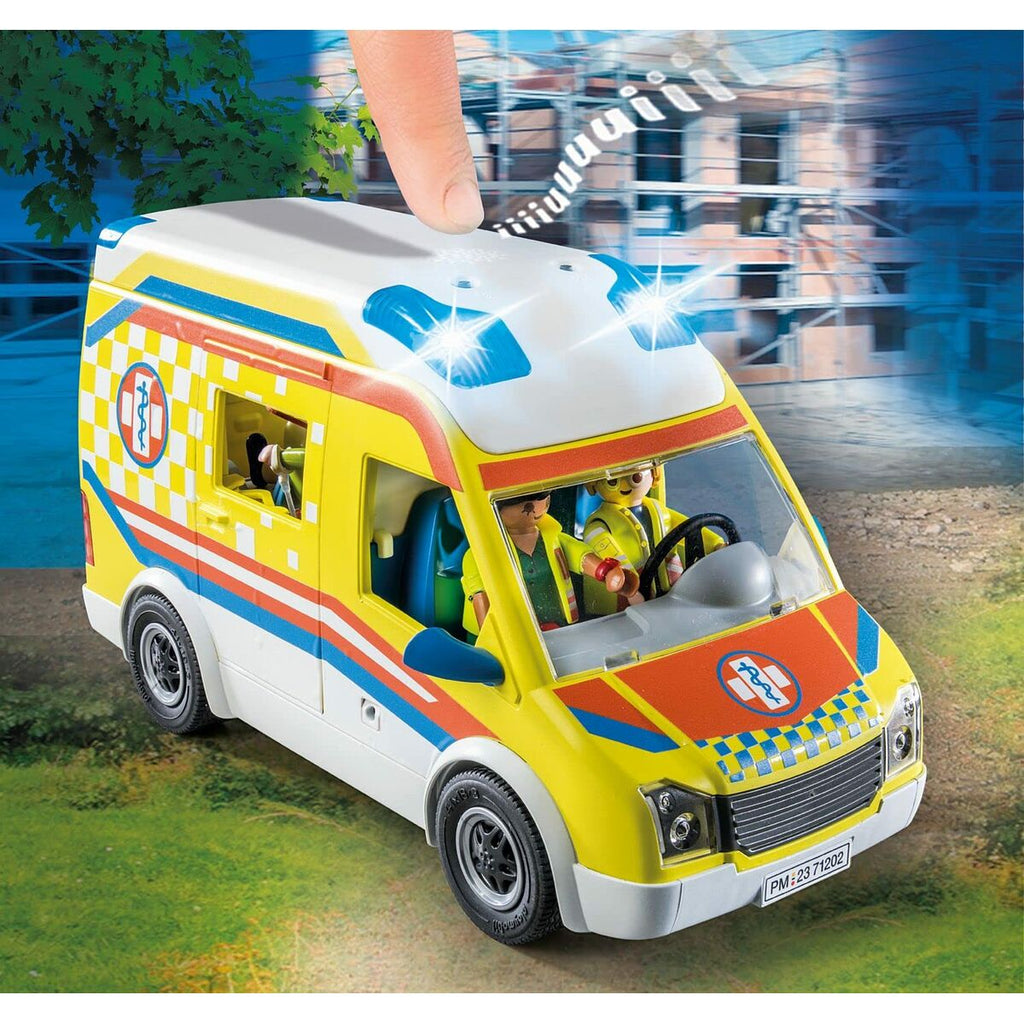 Playset Playmobil 71202 City Life Ambulance 67 Stücke